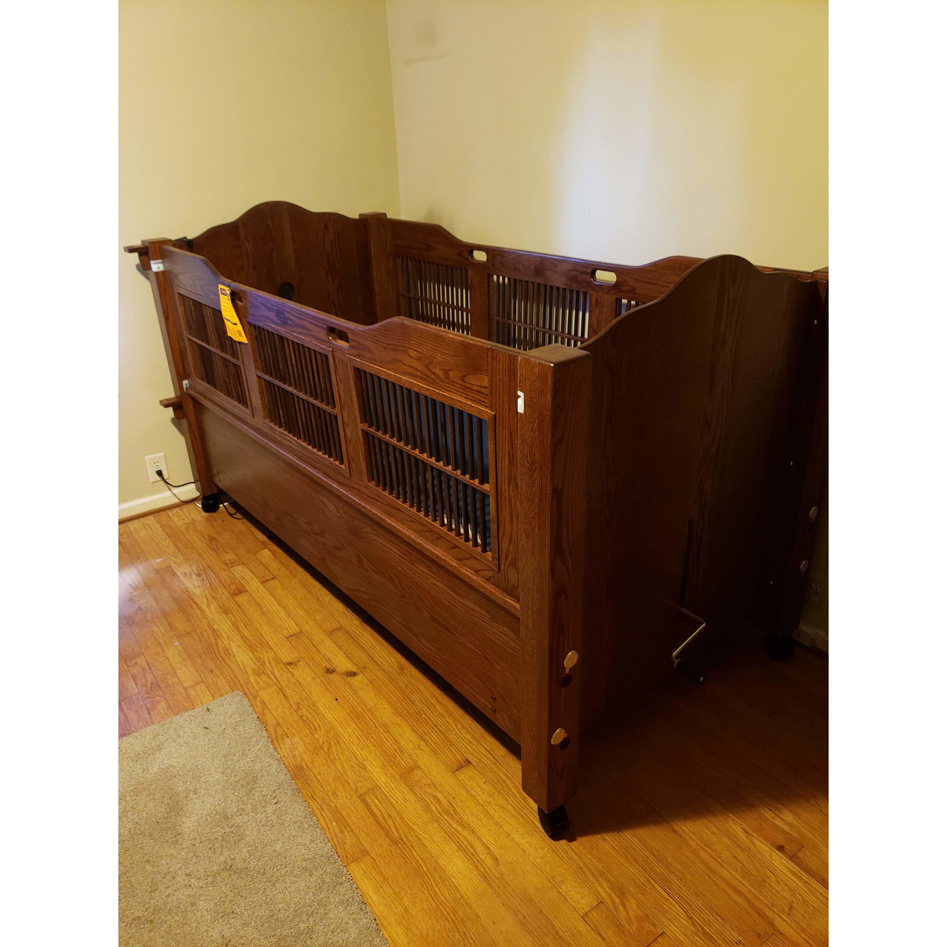 Beds by George Made to order Dream Series Twin Size Bed With Manual Adjustable Head And Foot - Standard